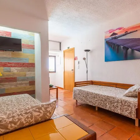 65 Pool, Cosy And Calm Apartment Appartement