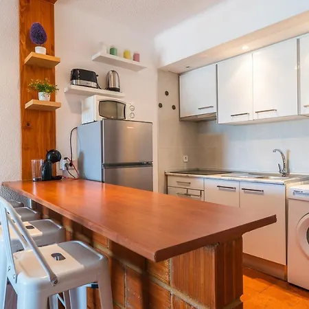 65 Pool, Cosy And Calm Apartment شقة *